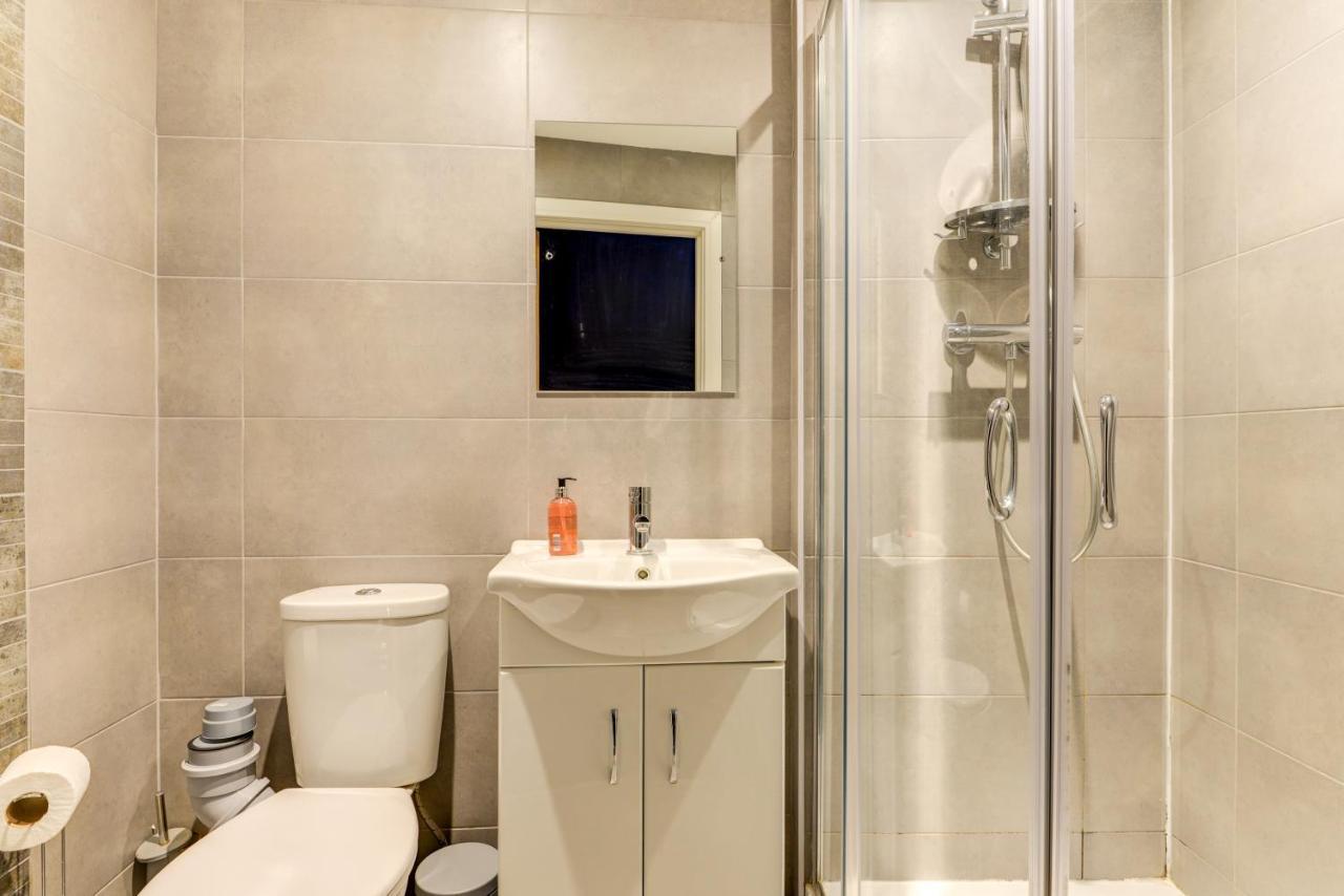 2 Bedroom Cosy Apartment, Powis Square - Brighton Bagian luar foto